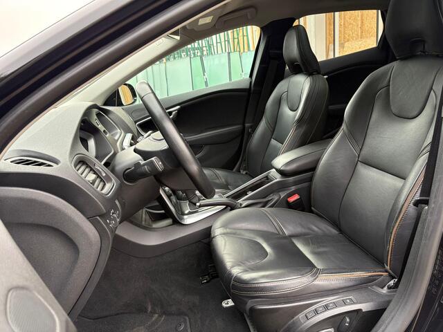 Volvo V40 CROSS COUNTRY T3 Polar+ Luxury | Panoramadak | Leder | Memory |