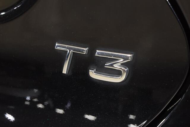 Volvo V40 CROSS COUNTRY 1.5 T3 Polar+ Luxury