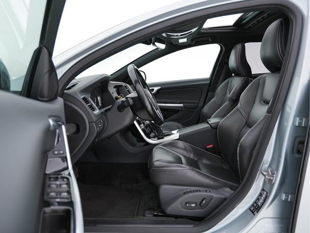 Volvo V60 2.4 D6 AWD Twin Engine Momentum Aut. *PANO | NAVI-FULLMAP | NAPPA-VOLLEDER | BI-XENON | CAMERA | ECC | PDC | CRUISE | SPORT-SEATS | 18"ALU*