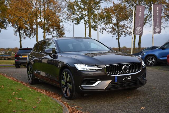 Volvo V60 T6 350PK Automaat Recharge AWD Essential Edition Leder | Camera | 19"LMV | Stoel-stuur verwarming | Getint glas
