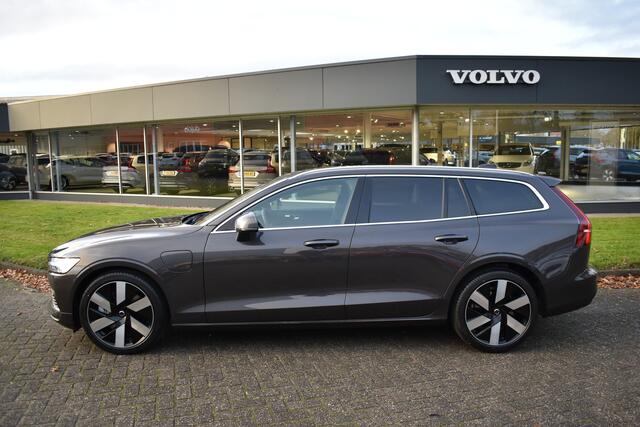 Volvo V60 T6 350PK Automaat Recharge AWD Essential Edition Leder | Camera | 19"LMV | Stoel-stuur verwarming | Getint glas