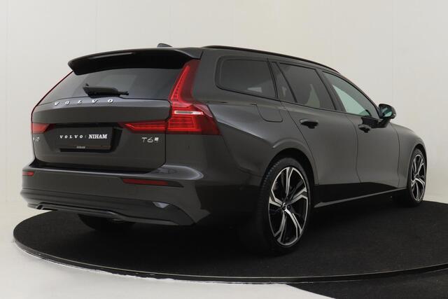 Volvo V60 T6 RECHARGE AWD ULTRA DARK -PANO.DAK|HARMAN/KARDON|360°CAM|ELEK.STOELEN|19"|HEAD-UP DISP.
