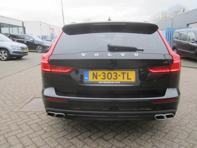 Volvo V60 2.0 B3 Mom. Adv. l Navi l Automaat l Xenon