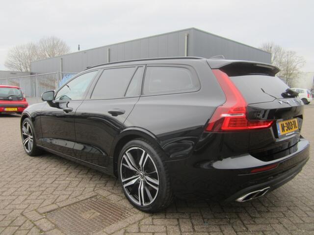 Volvo V60 2.0 B3 Mom. Adv. l Navi l Automaat l Xenon