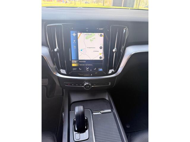 Volvo V60 2.0 B3 Momentum