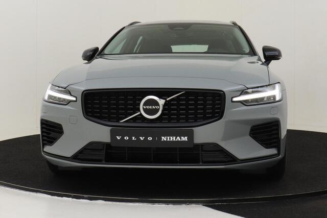 Volvo V60 T8 RECHARGE ULTRA DARK -PANO.DAK|HEAD-UP DISP.|CAMERA|HARMAN/KARDON
