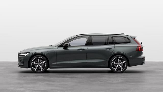 Volvo V60 T6 Plug-in hybrid AWD Ultra Dark | Panoramadak | Head-up Display | 19" LM velgen | Contourstoelen | Harman Kardon audio | Geheugen voorstoelen