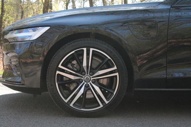 Volvo V60 2.0 T8 AWD R-design | Trekhaak | Long Range