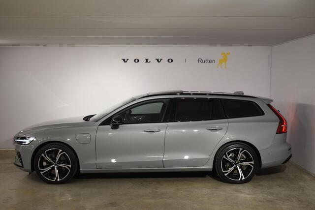 Volvo V60 T6 350PK Automaat AWD Ultra Dark / Adaptieve Cruisecontrol / Parkeersensoren / Stoelverwarming / Stuurverwarming / 360 Camera / Elektrische Stoelen /