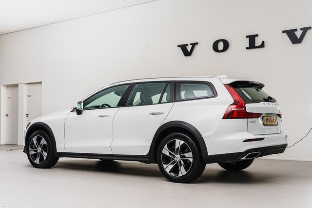 Volvo V60 T5 AWD Cross Country Pro