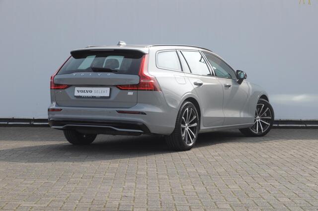 Volvo V60 T6 350PK Automaat Plus Dark / cruise control / Apple carplay / Elektrische stoelen met geheugen / Parkeersensoren met camera / Elektrische achterklep