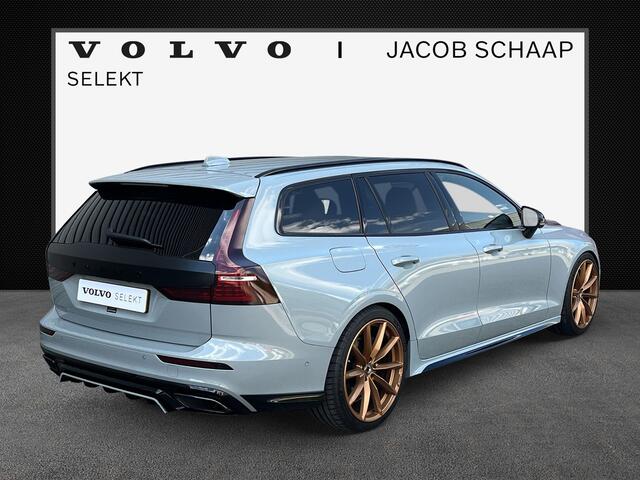 Volvo V60 T6 Plug-in hybrid AWD Plus Dark / Custom made Black Sheep uitvoering / 20" Heico matt Bronze / Heico verlaagd / Geventileerd Amber Leder /