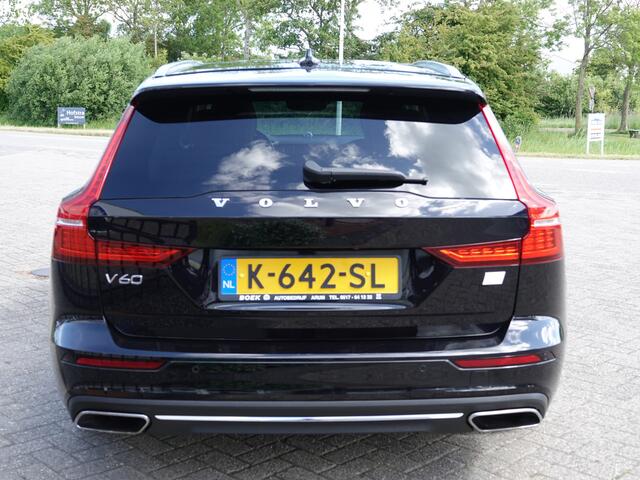 Volvo V60 2.0 T8 Recharge AWD Inscription BOWERS & WILKINS | HUD | 360° CAM | PANO | MEMORY