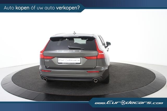 Volvo V60 2.0 B3 Momentum *1ste Eigenaar*Mild Hybrid*Navigatie*Parkassist*