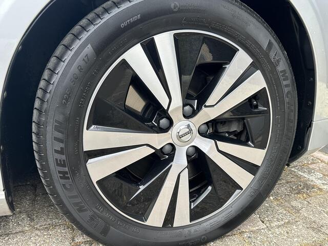 Volvo V60 2.0 B3 Momentum Advantage Adaptive Cruise / BLIS Dode hoek waarschuwing / Leer / verw. voorstoelen en stuurwiel / park assist V+A(-camera) / verw. voorruit / draadloos opladen telefoon