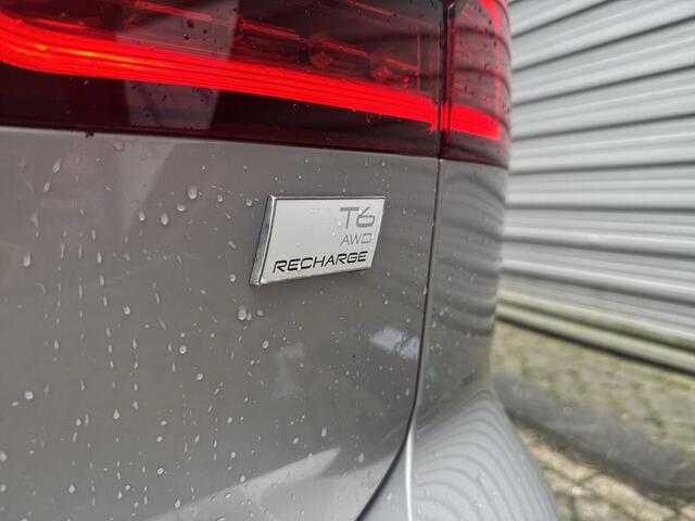 Volvo V60 T6 350PK Plug-in Hybrid AWD Plus Dark | Harman Kardon | Lichtmetalen velgen 18" |