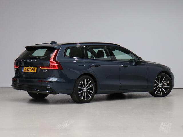 Volvo V60 T6 AWD Plug-in hybrid AWD Plus Dark / Trekhaak / Pano. dak / Harman Kardon / Achter- voor- en stuurverwarming / Contour Stoelen / 360 camera /