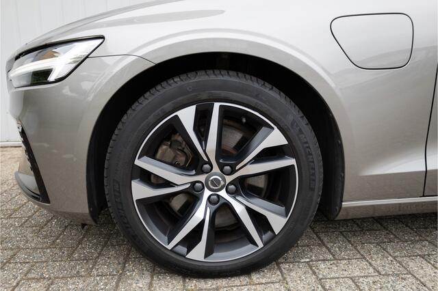 Volvo V60 2.0 T6 Plug-in hybrid AWD Plus Dark Long Range ?Pilot.ass.?ACC?Leder