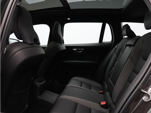 Volvo V60 T6 AWD Plug-in hybrid Plus Dark