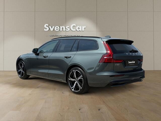 Volvo V60 2.0 T6 Plug-in hybrid AWD Plus Dark | Amber Nappa Lederen bekleding | Panoramadak | Extra getint glas | Harman/Kardon Audio |