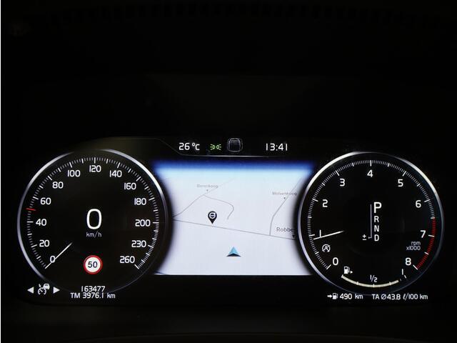 Volvo V60 2.0 T4 Momentum Pro / Trekhaak / Adapt. cruise / CarPlay / Park assist v+a+camera