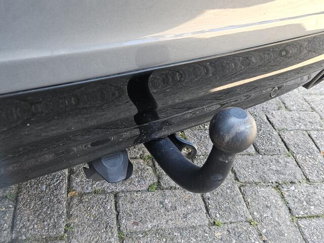 Volvo V60 1.5 T2 Polar+ Dynamic LEER NAVI TEL LM TREKHAAK