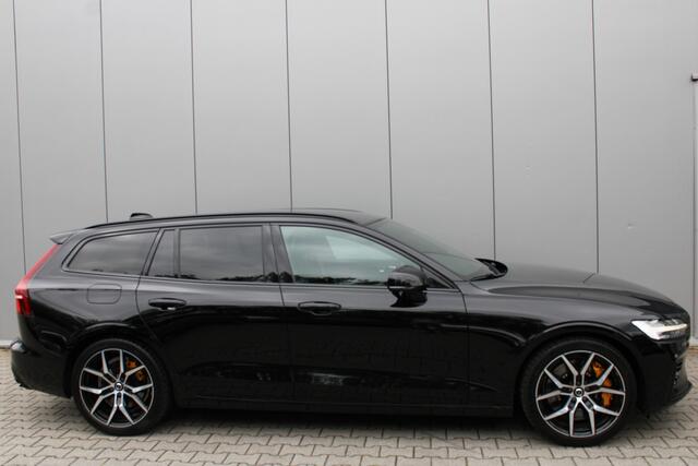 Volvo V60 T8 Twin Engine AWD Polestar Engineered | Dealer onderhouden | Harman Kardon |