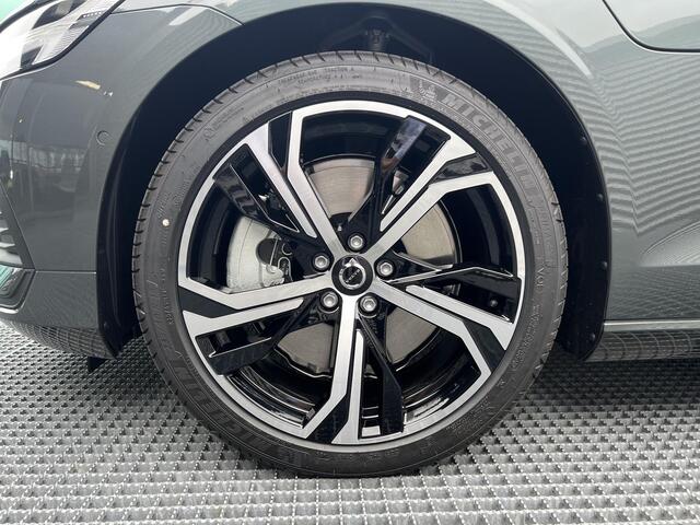 Volvo V60 2.0 T6 Plug-in hybrid AWD Business Edition