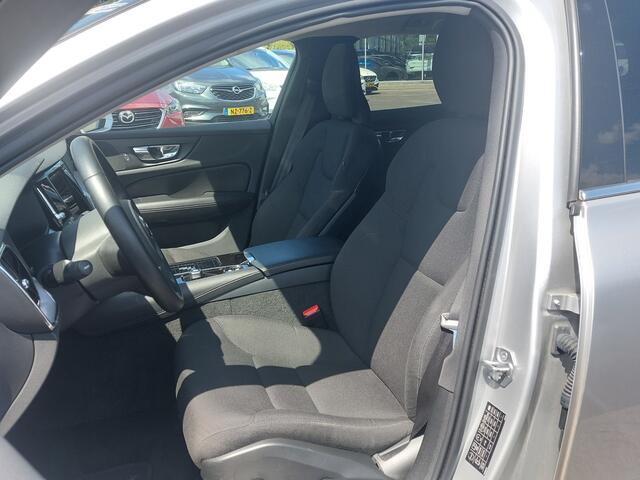 Volvo V60 2.0 T6 Recharge AWD Business Pro | Navi | Apple Carplay + Android Auto | Clima | Adap.Cruise | Led Koplampen | Keyless Entry | Dodehoek+Rijstrook+Licht+Regensensor | Privacy Glass | 18''lm