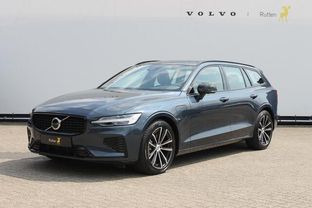 Volvo V60 T6 350PK Automaat Plug-in hybrid AWD Plus Dark Panoramisch schuif-kanteldak / Semi elektrisch wegklapbare trekhaak / Google infotainment / Verwarmbare voorstoelen en stuurwiel / Adaptieve cruise control
