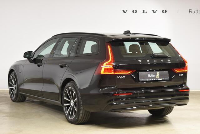 Volvo V60 T6 350PK Automaat AWD Plus Dark / Navigatie / Camera / Adaptieve Cruise Control / Elektrische Stoelen / Leder / LM Velgen /