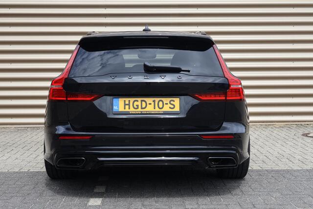 Volvo V60 T6 Plug-in hybrid AWD Ultra Dark | 20" Heico sportvelgen | Bastuck uitlaat | Heico sportveren | Bowers & Wilkins