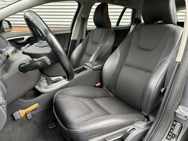 Volvo V60 1.5 T3 Polar+ | Automaat | Trekhaak | Stuurverwarming | Voor + Achter Stoelverwarming |