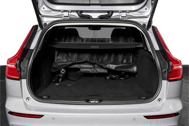 Volvo V60 2.0 T6 Plug-in hybrid AWD Ultra Dark 253 PK - Automaat | S/K-Panodak | Dig. Cockpit | Adapt. Cruise | Stoel-+Stuurverw. | PDC | 360 Camera | NAV + App. Connect | ECC | Elek. Klep | LM 19" | 9589