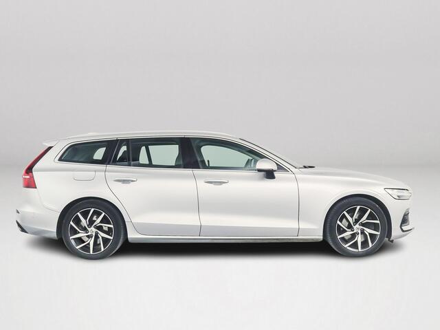 Volvo V60 T5 Aut. Momentum Pro | Trekhaak | Stoelverwarming