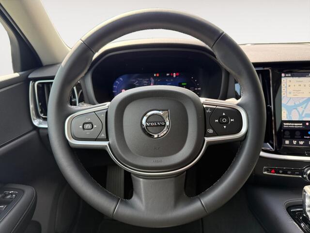 Volvo V60 2.0 T6 Plug-in hybrid AWD Essential | Stoel- en stuurwiel verwarming | Dode hoek detectie | Achteruitrijcamera |