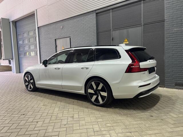 Volvo V60 T6 Plug-in hybrid Plus Dark | ACC | Panoramadak | Leder | BLIS | harman/kardon | 360° Camera