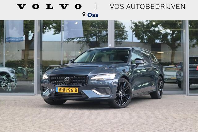 Volvo V60 2.0 T6 Plug-in hybrid AWD Essential Edition | Betreft Demo| Black Edition| 19'' Glossy Black Wielen| Adaptieve Cruise Control met Pilot Assist| Stoelverwarming voor + achter| Stuurwielverwarming| Dodehoekdetectie|