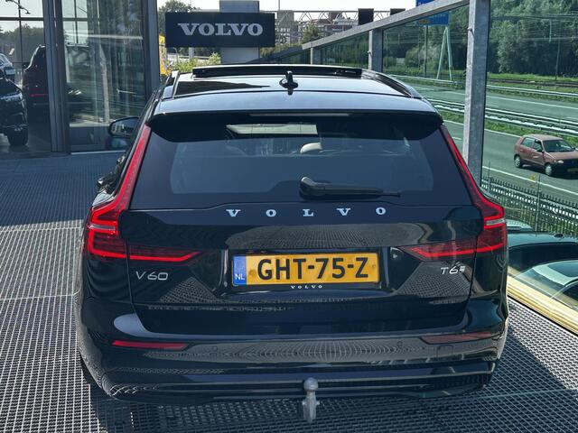 Volvo V60 2.0 T6 Plug-in hybrid AWD Plus Dark Automaat, Panorama dak, Harman-Kardon premium audio, Elektr.. verstelbare voorstoelen, Stoelverwarming V+A, Parkeer verwarming