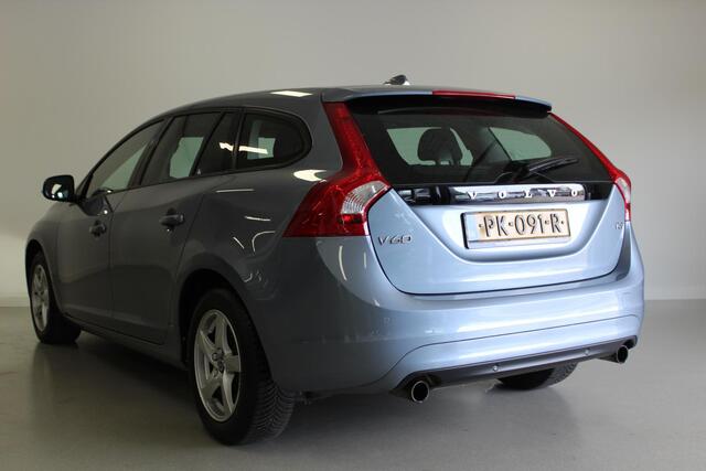 Volvo V60 1.5 T3 Polar | 16'LMV | NAVIGATIE | PDC-A | CLIMA | 153PK | BLUETOOTH | CRUISE | ELEK-RAMEN |