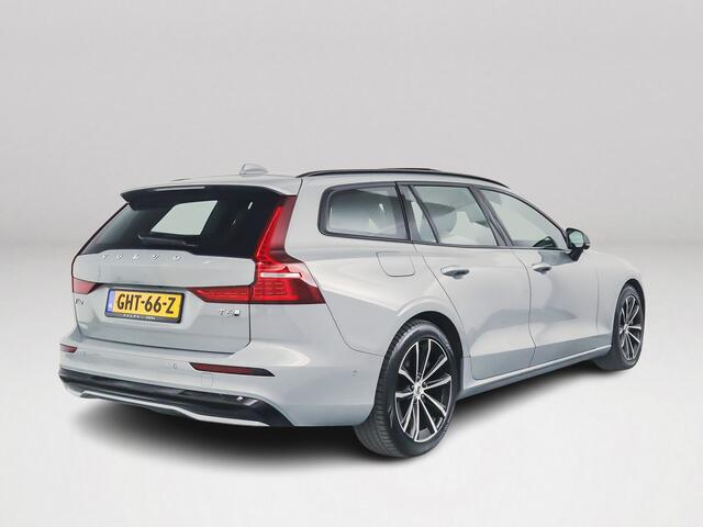 Volvo V60 T6 Plug-in hybrid AWD Plus Dark | Panoramadak | Harman Kardon | 360° camera | Trekhaak