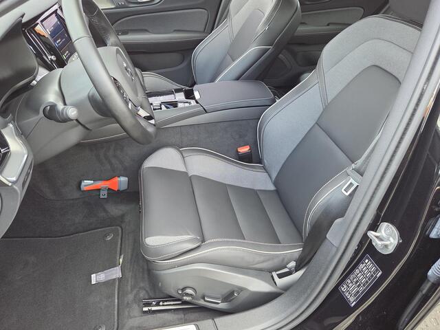 Volvo V60 T6 Plug-in hybrid AWD Plus Dark Aut | Long Range | Trekhaak 2000 kg | 360° camera | Harman Kardon | Verw. stoelen V + A | BLIS | Adaptive Cruise control |