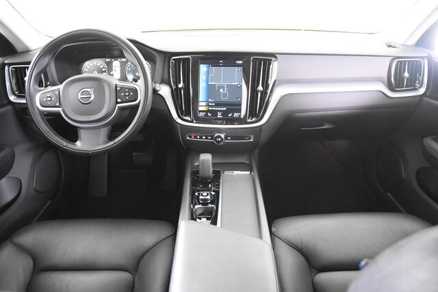 Volvo V60 2.0 B3 Momentum Geartronic *1ste Eigenaar*Leer*Navigatie*Carplay*