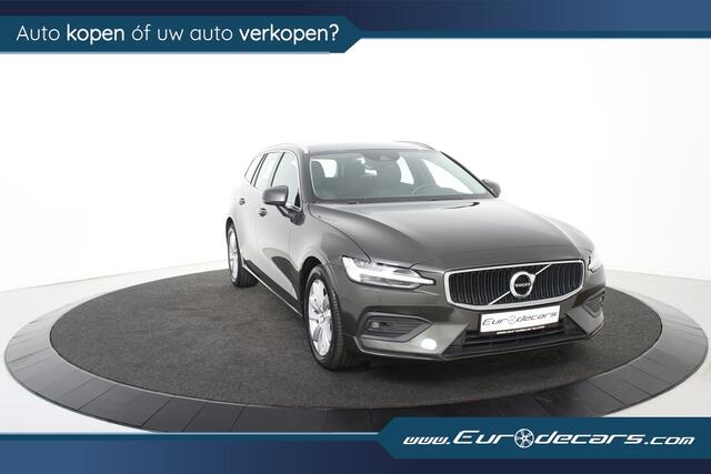 Volvo V60 2.0 B3 Momentum Geartronic *1ste Eigenaar*Leer*Navigatie*Carplay*