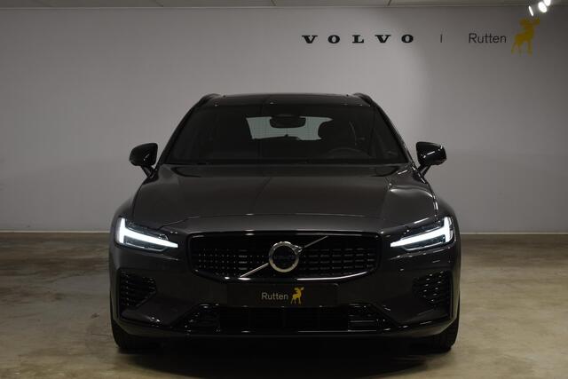 Volvo V60 T6 350PK Automaat Plug-in Hybrid AWD Plus Dark / Navigatie / 360 Camera / Panorama Dak / Adaptieve Cruise Control / Harman Kardon / Elektrische Stoelen / LM Velgen / Trekhaak /