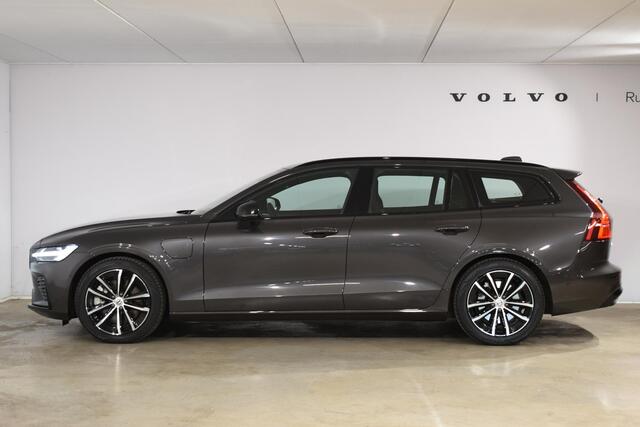 Volvo V60 T6 350PK Automaat Plug-in Hybrid AWD Plus Dark / Navigatie / 360 Camera / Panorama Dak / Adaptieve Cruise Control / Harman Kardon / Elektrische Stoelen / LM Velgen / Trekhaak /