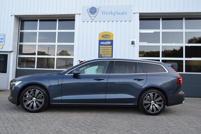 Volvo V60 2.0 T8 AWD R. R-Des.