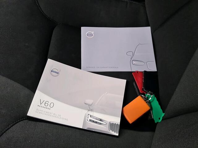 Volvo V60 2.0 T8 Recharge AWD Business Pro Camera | Ad Cruise | Climate | Elek Stoel+klep | Full Led | Keyless | Navi | PDC | Start/Stop | 1 Laadkabel | NL-Auto | Volledig Onderh.