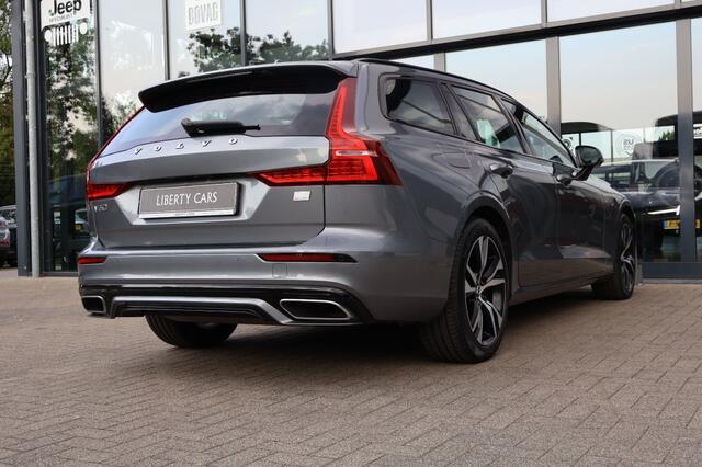 Volvo V60 2.0 T8 AWD R-DESIGN / CAMERA / Memory Seats