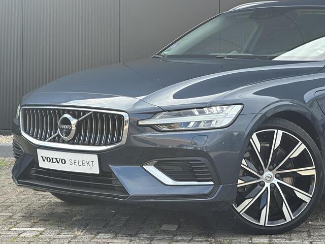 Volvo V60 2.0 T8 Twin Engine AWD Inscription / Elek. Stoelen / Trekhaak / Luchtvering / Panoramadak / Bowers & Wilkins / Camera / Leder / Stoelen+Stuur+Achterbank Verwarmd / BLIS / Carplay /